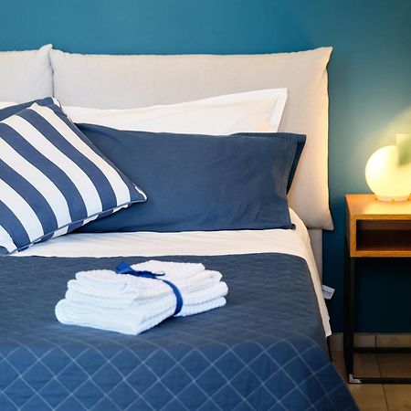 Riflessi Damare Room & Apartment Salerno Exterior photo
