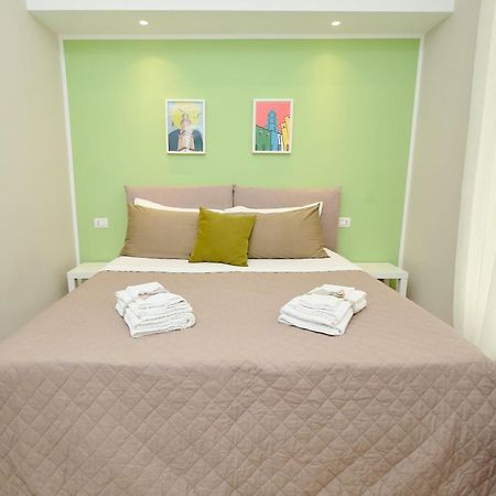 Riflessi Damare Room & Apartment Salerno Exterior photo
