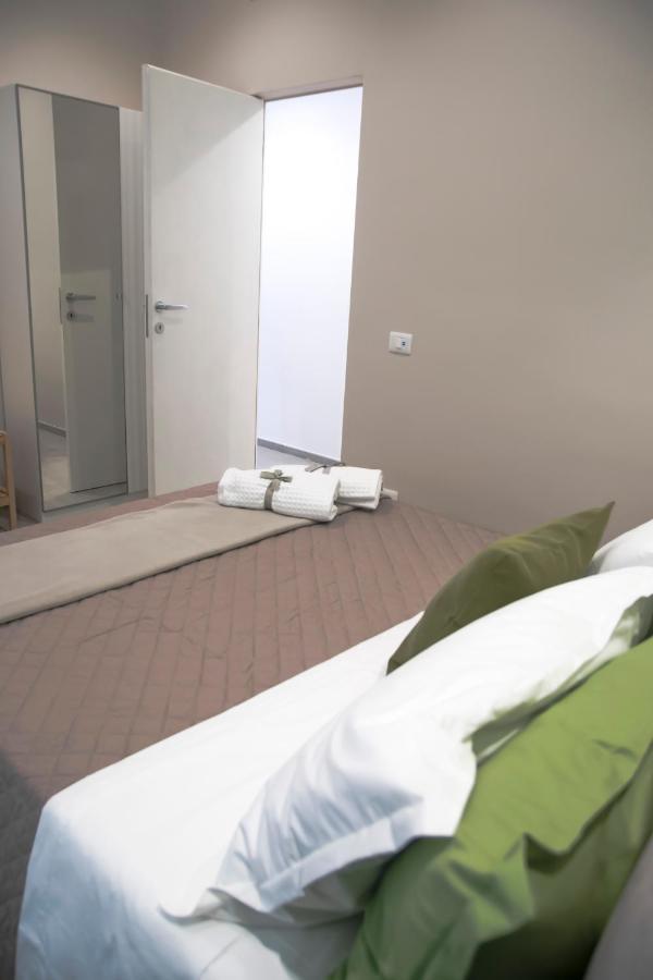 Riflessi Damare Room & Apartment Salerno Exterior photo
