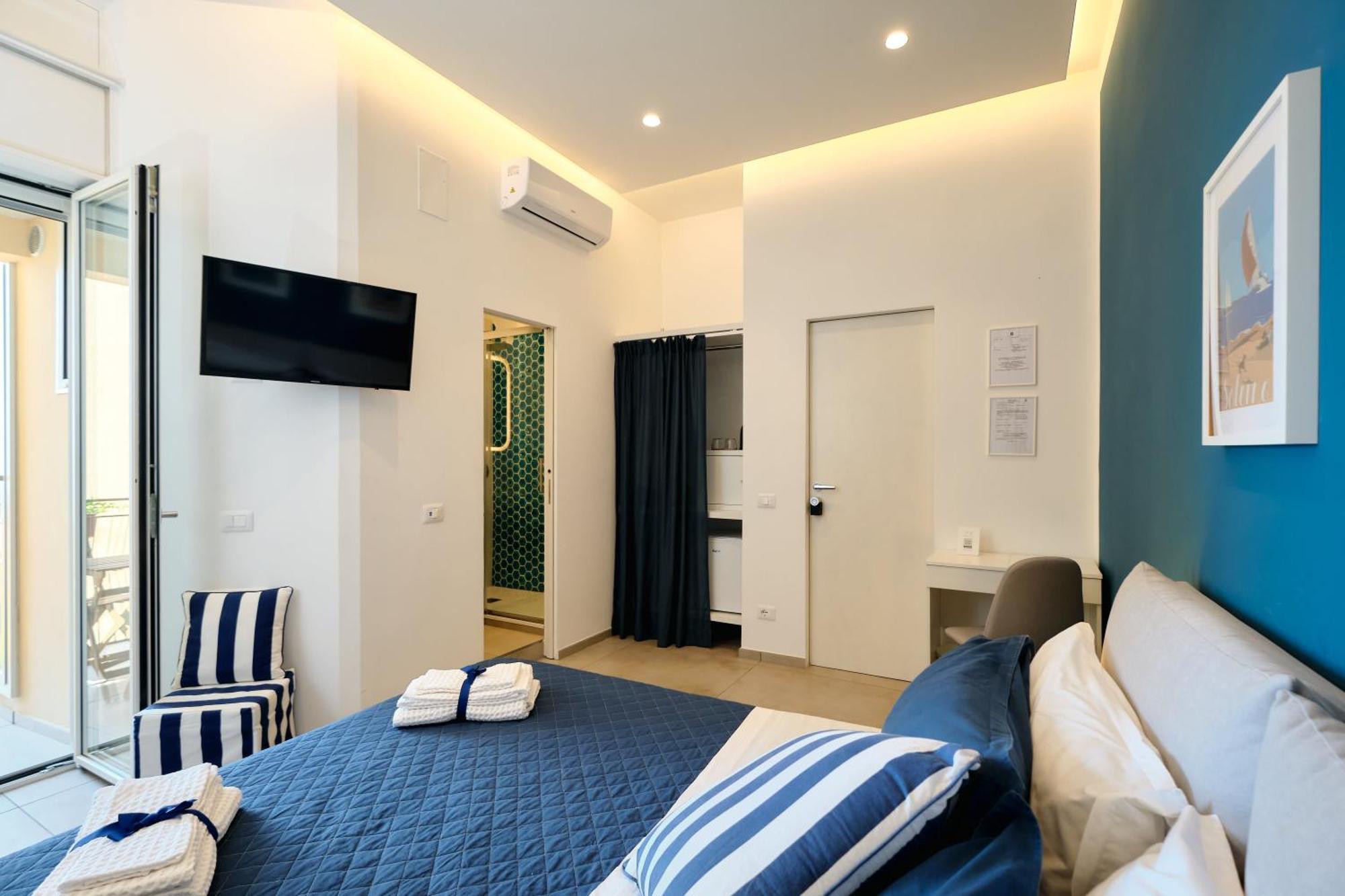 Riflessi Damare Room & Apartment Salerno Exterior photo